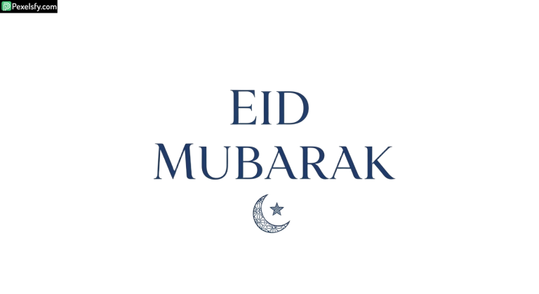 Eid Mubarak greeting with crescent moon isolated on transparent background (7)